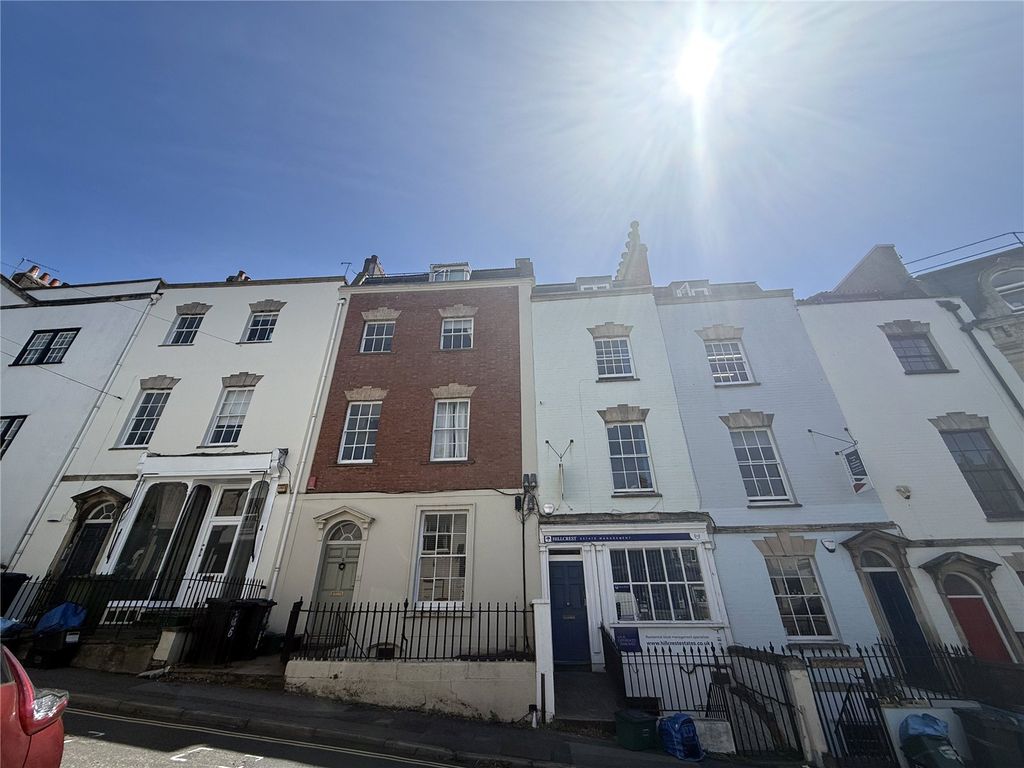 Property photo 1 of 5 Picture No. 08