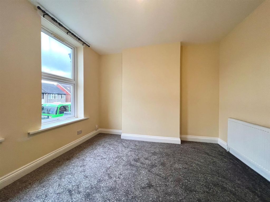 Property photo 3 of 8 Img_2762.Jpg