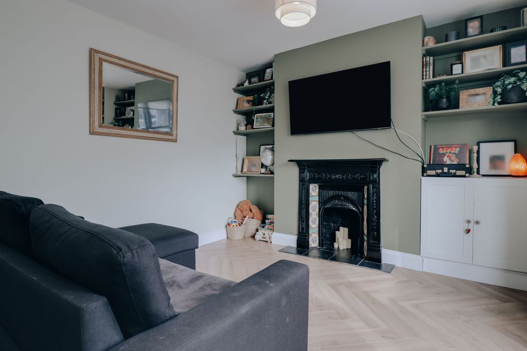 Property photo 3 of 15 Living Room