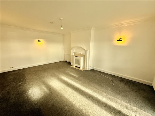 Property photo 2 of 20 Living Room