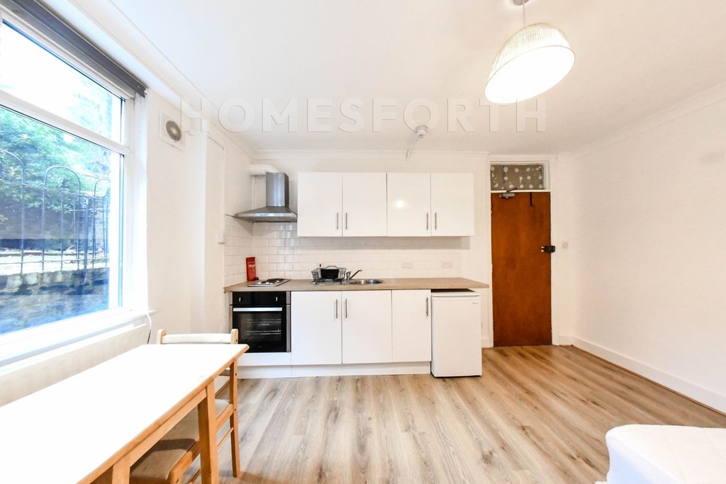 Property photo 3 of 6 Photo 3