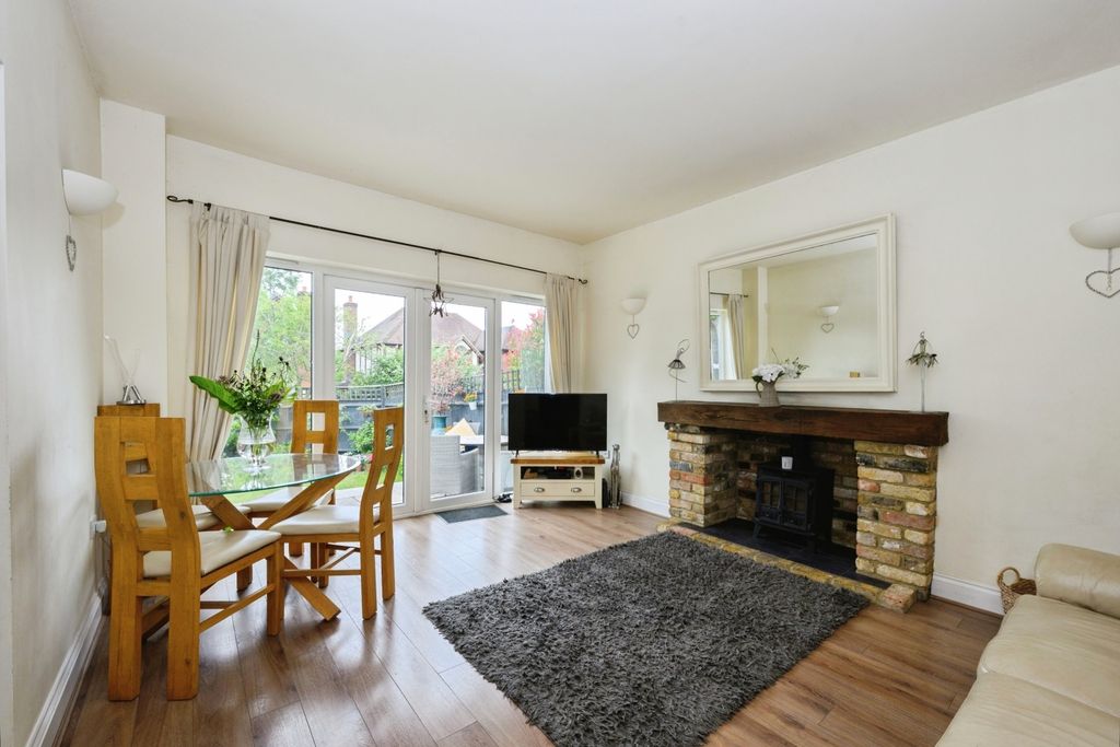 Property photo 3 of 19 Picture No. 07