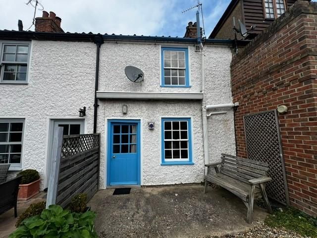 Property photo 1 of 6 Bedroom