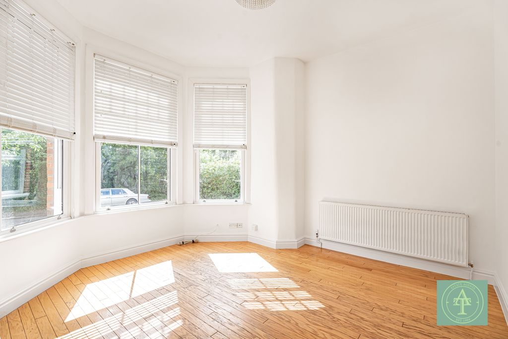 Property photo 2 of 14 Gallery