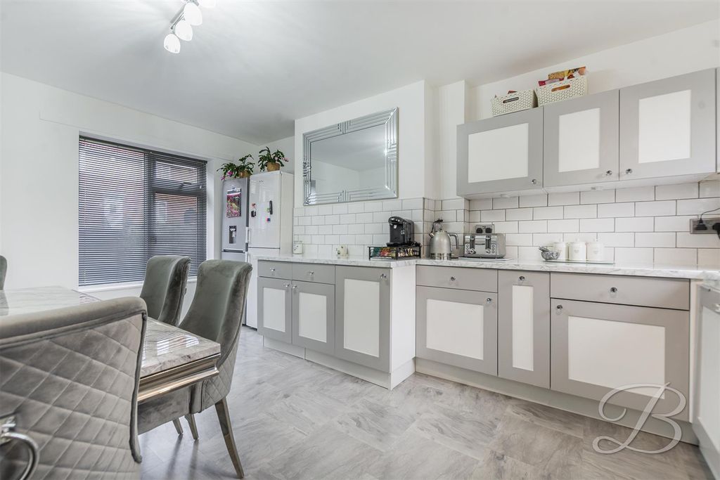 Property photo 2 of 30 Ccltd-11.Jpg