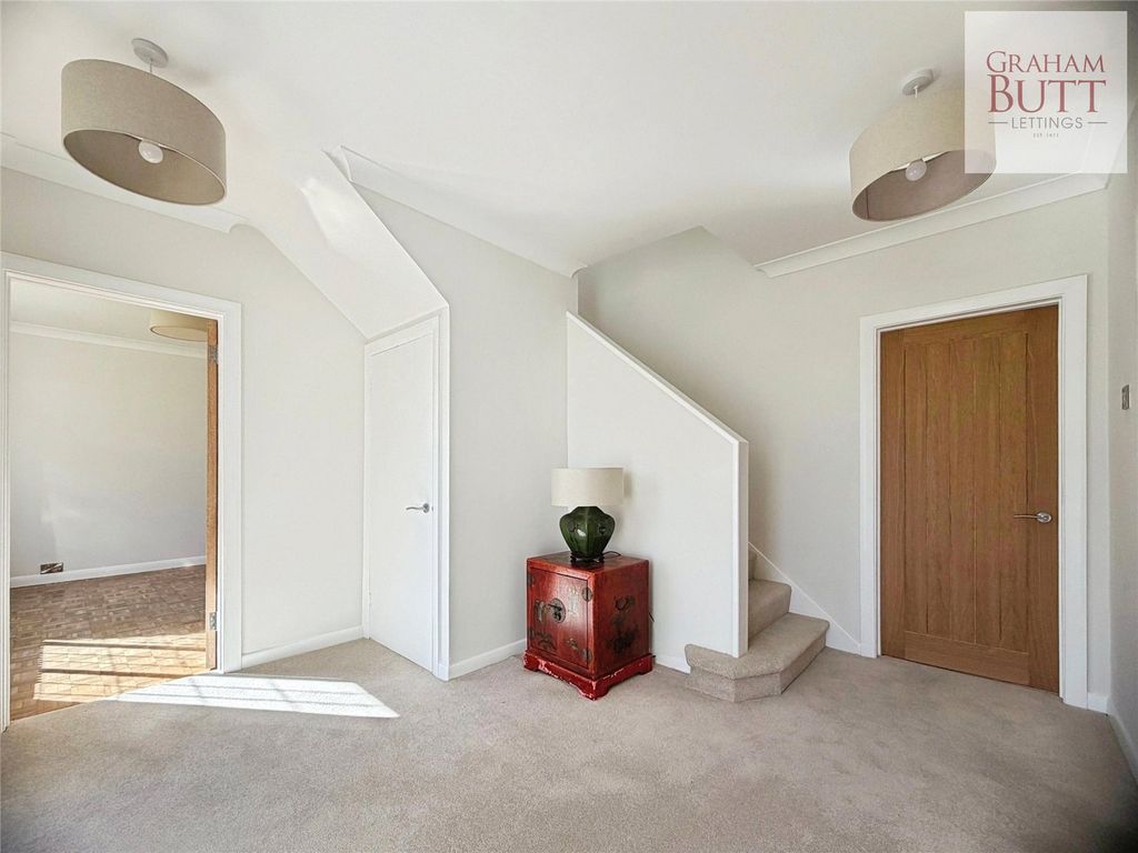 Property photo 3 of 22 Picture No. 45