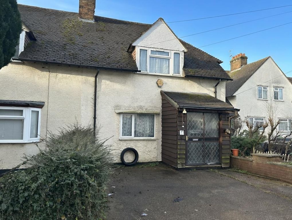 Property photo 1 of 8 3 West Walk.Jpg