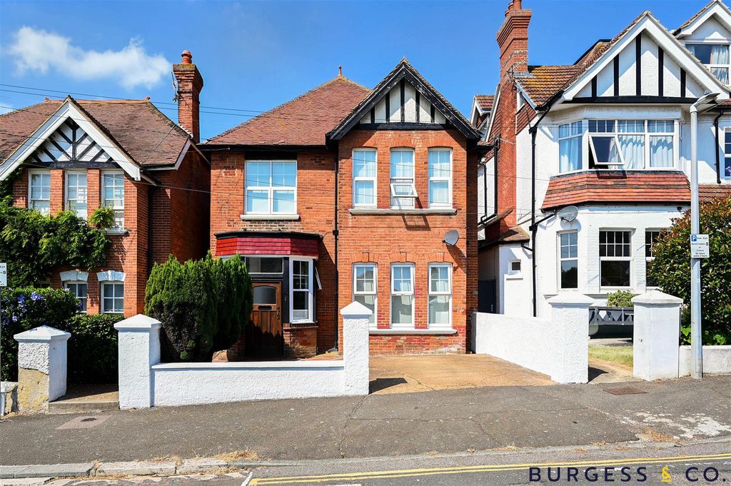 Property photo 1 of 22 Rotherfield Avenue-Tn401 (27).Jpg