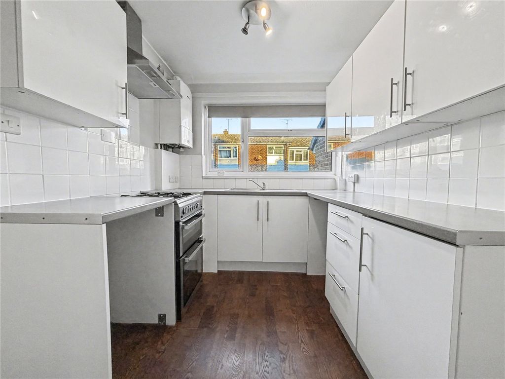 Property photo 2 of 12 Picture No. 07