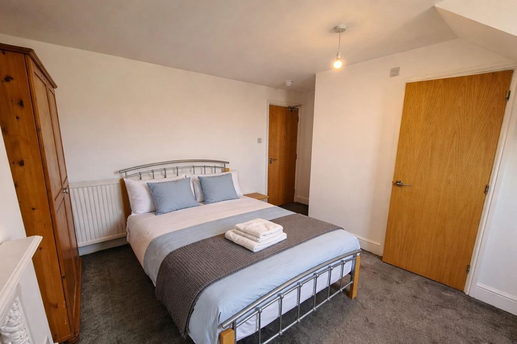 Property photo 1 of 5 Dressed Photo