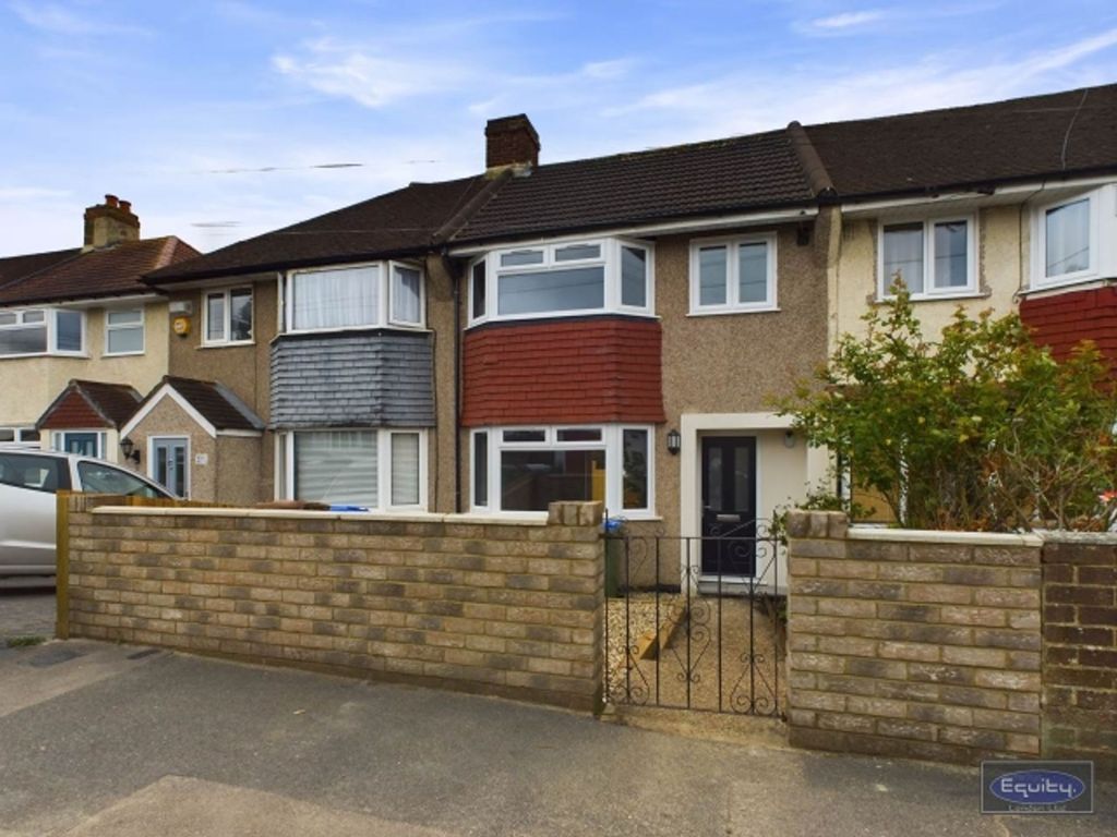 Property photo 1 of 17 External
