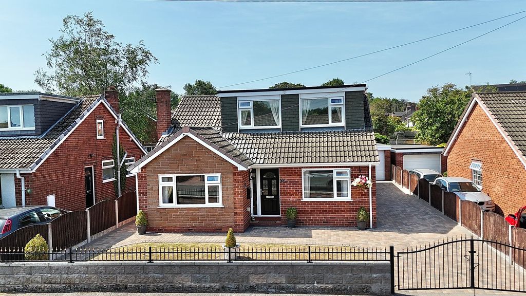 Property photo 1 of 29