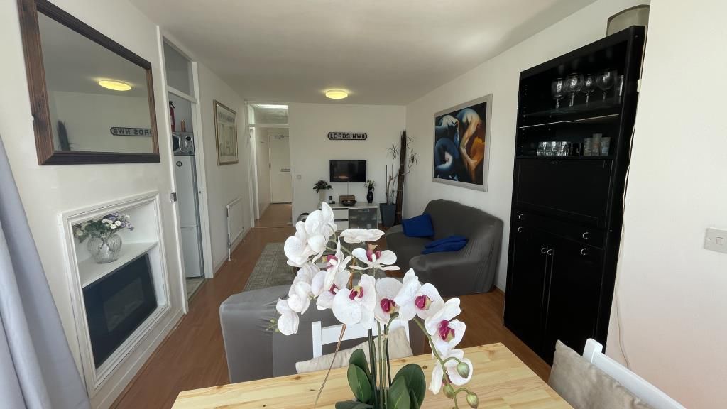 Property photo 3 of 17 Reception Room