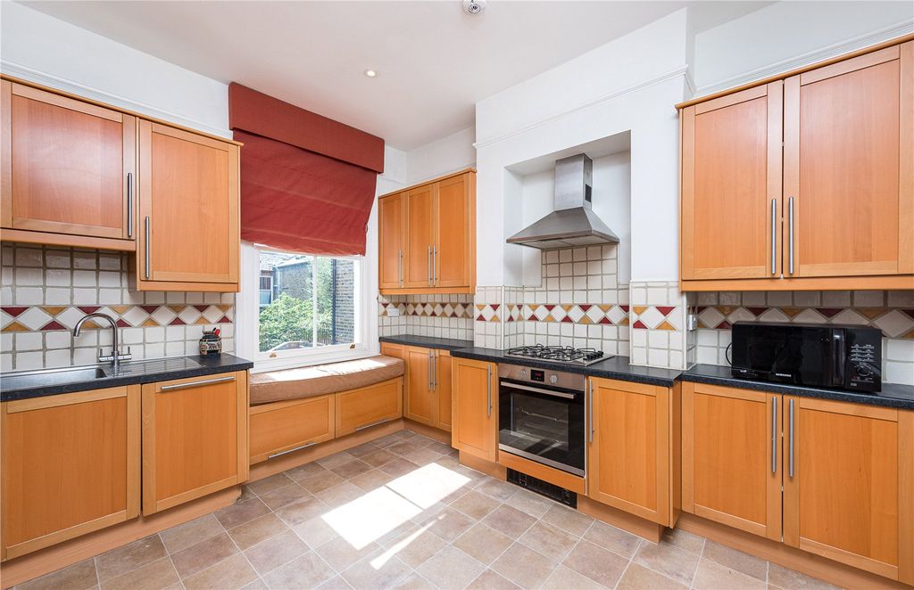 Property photo 2 of 10 Picture No. 09