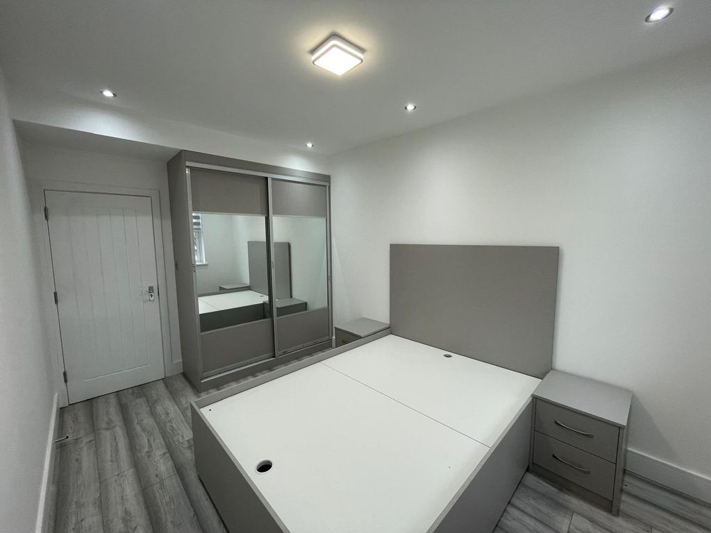 Property photo 2 of 9 Gallery