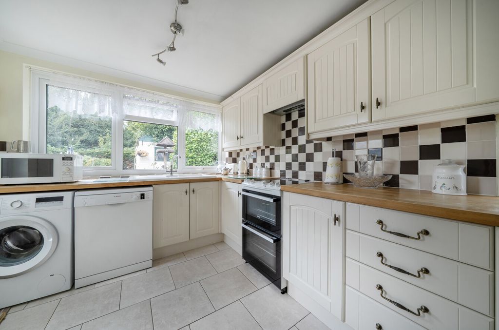 Property photo 3 of 25 1499158-4-6A6B3Da...