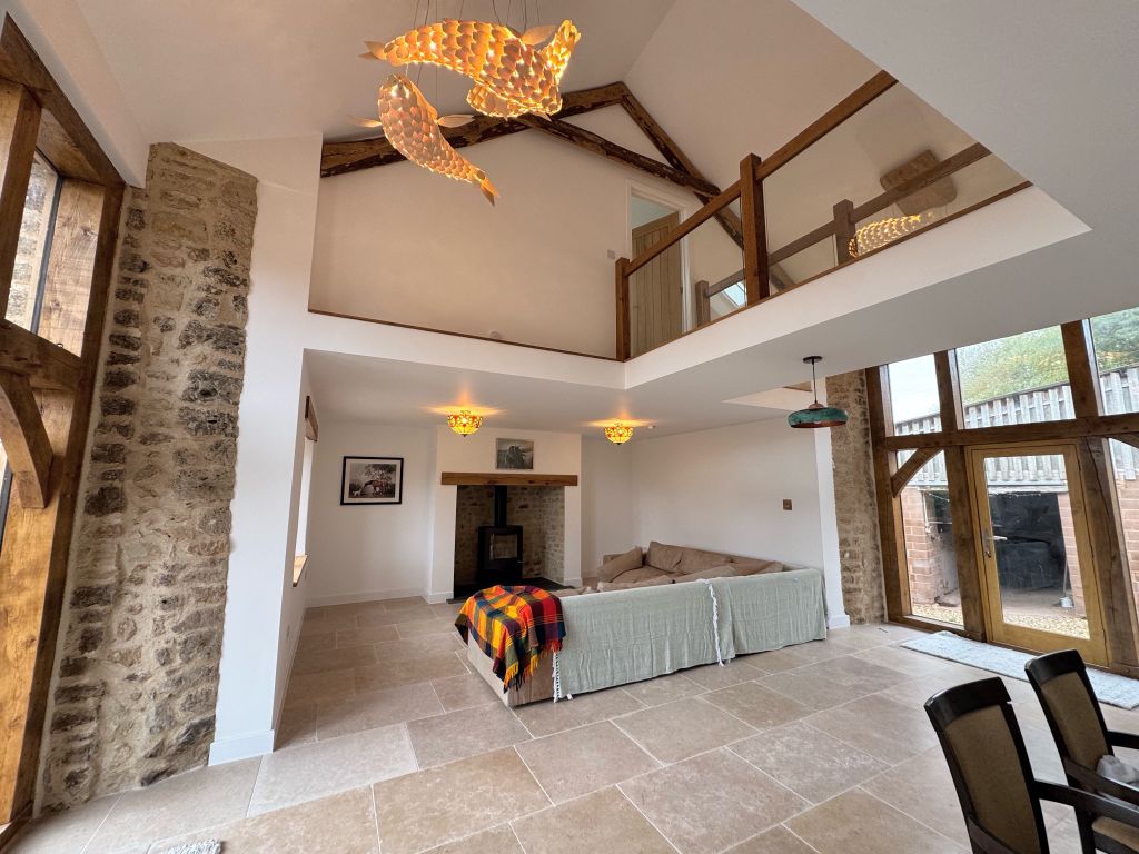 Property photo 2 of 38