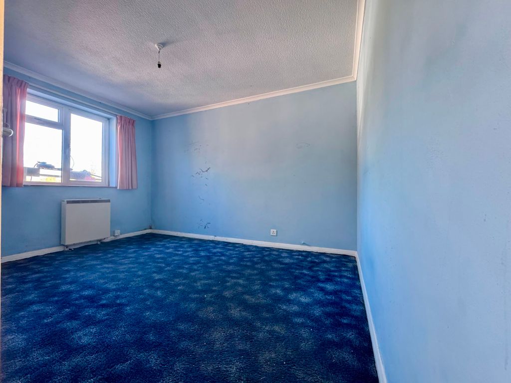 Additional image 9 of 2 bed flat for saleHeadley Court, Station Approach, Edenbridge TN8
