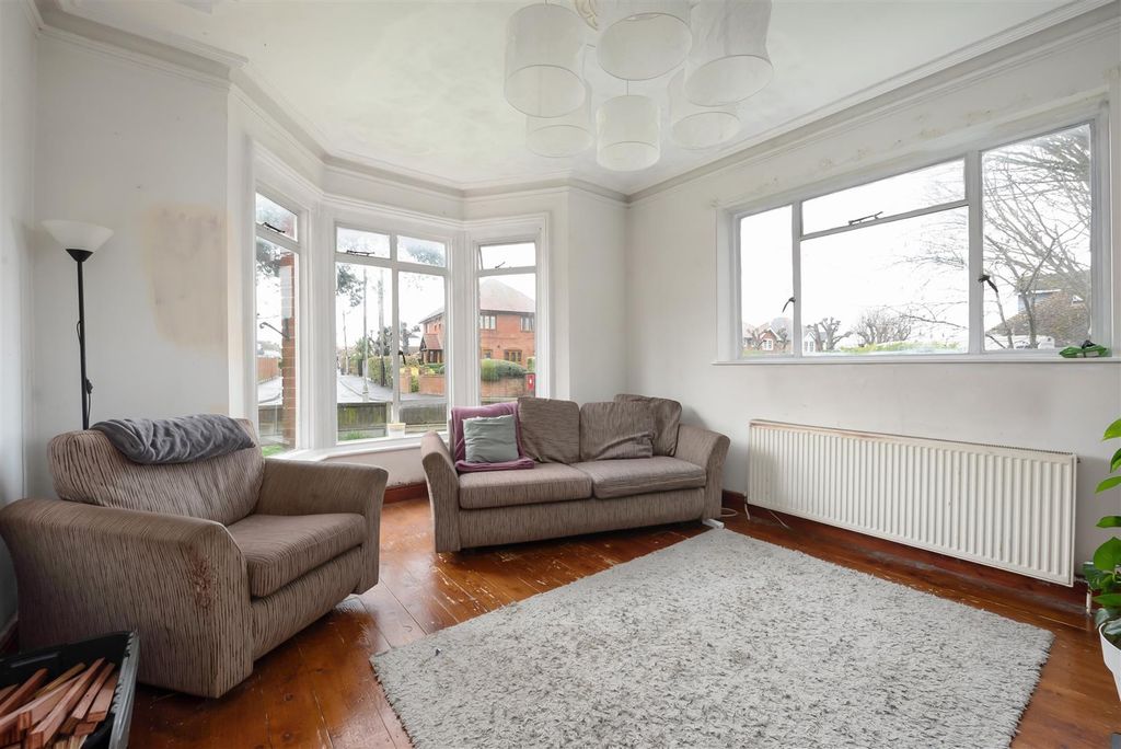 Property photo 3 of 18 Ham Shades Lane, Whitstable