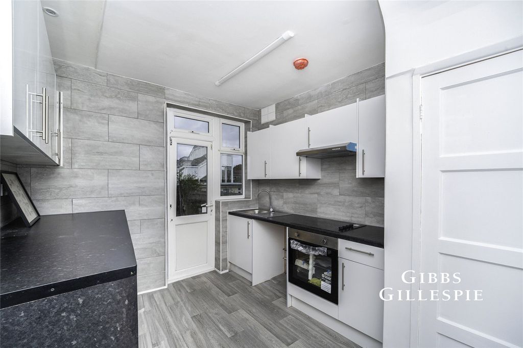 Property photo 3 of 5 Picture No. 03