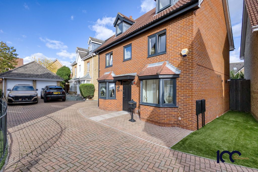 Property photo 1 of 37