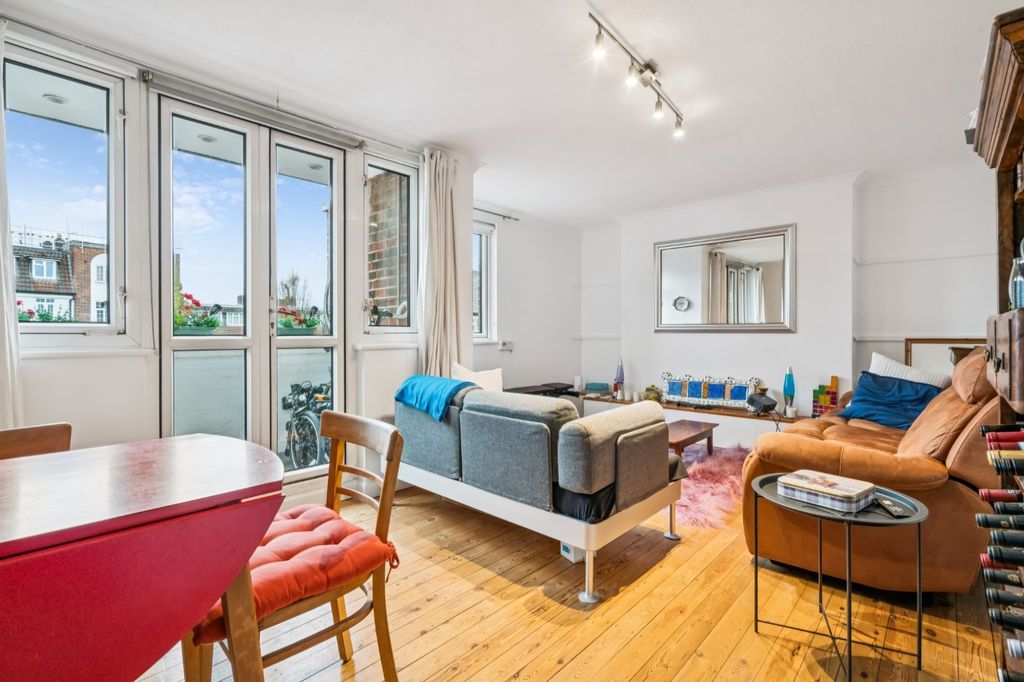 Property photo 1 of 7