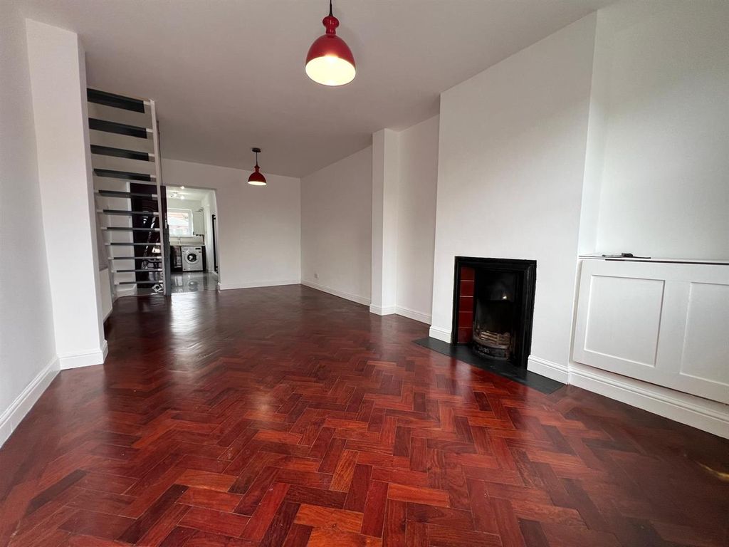 Property photo 3 of 9 03.Jpg