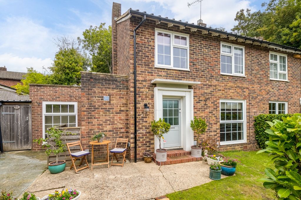 Property photo 1 of 31 4395732