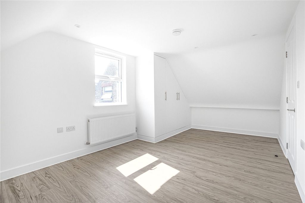 Property photo 2 of 6 Picture No. 02