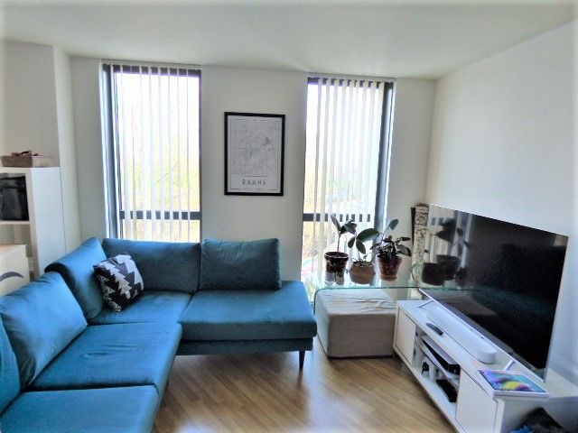 Property photo 2 of 11