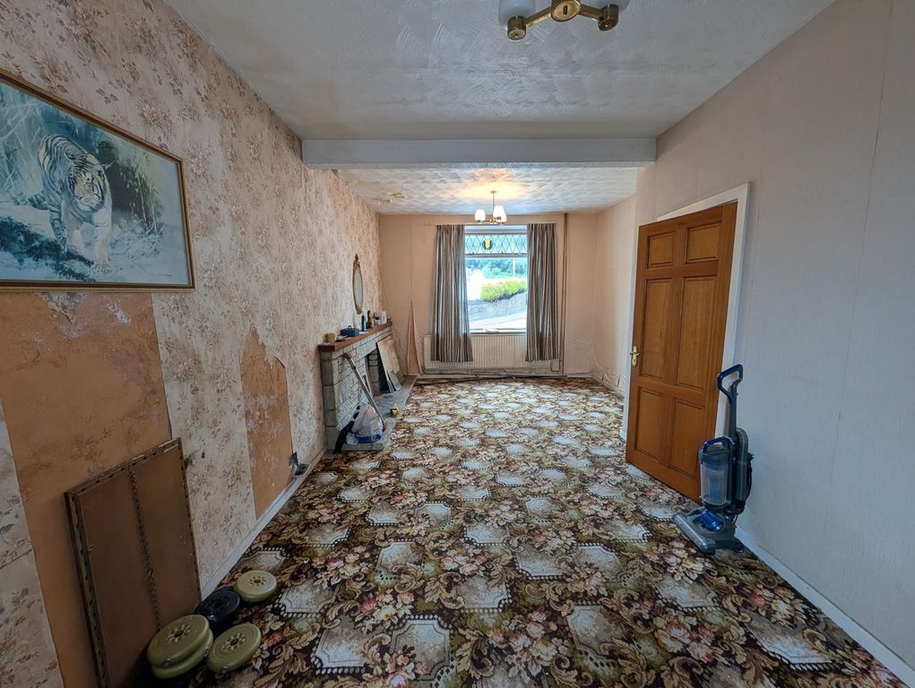 Property photo 3 of 14 Not Specified