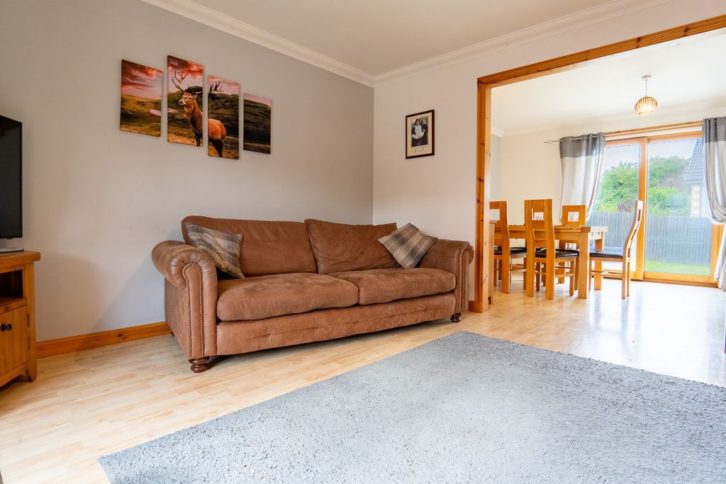 Property photo 3 of 30