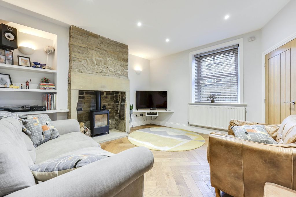 Property photo 2 of 12 Picture No. 06