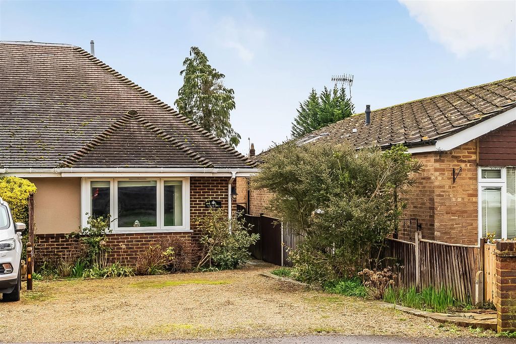 Property photo 1 of 10 37A-Leith-Road-21.Jpg