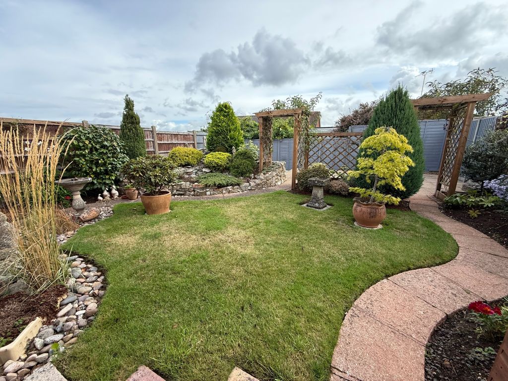 Property photo 2 of 13 Picture No. 01