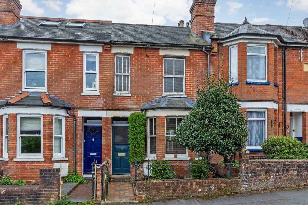 Property photo 1 of 7