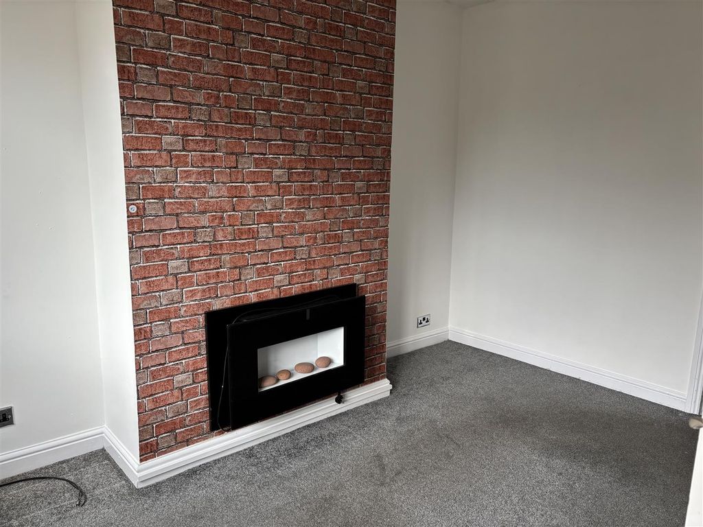 Property photo 2 of 9 Img_1966.Jpg