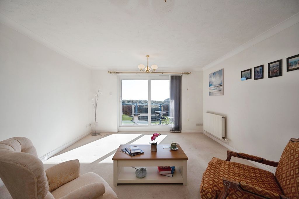 Property photo 2 of 18 Pbox-Img.Jpg