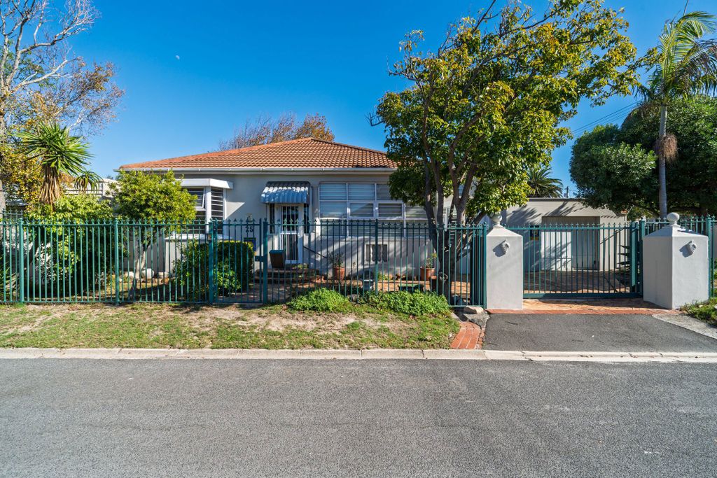 Property photo 3 of 30 Kw1739536