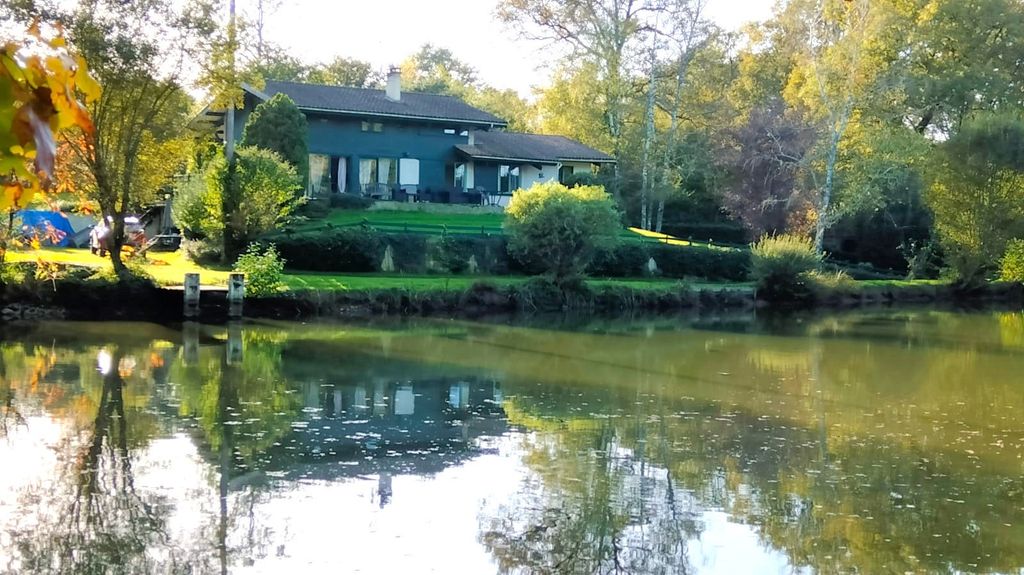 Property photo 1 of 21