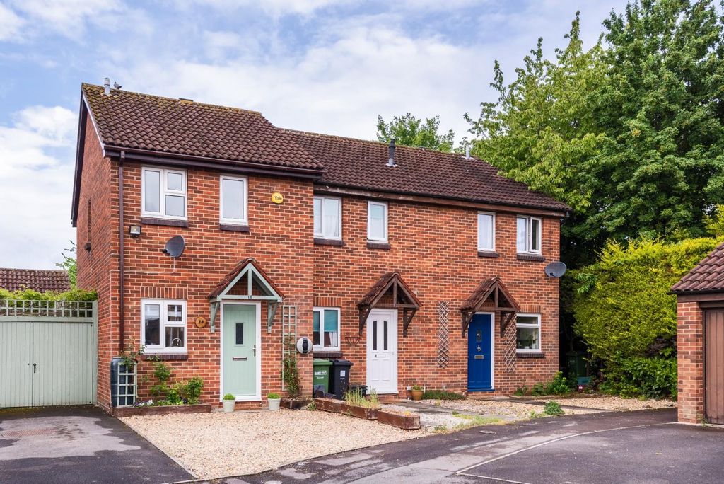 Property photo 1 of 15 19 Fontana Close, Longwell Green, Bristol, Bs30 9Y