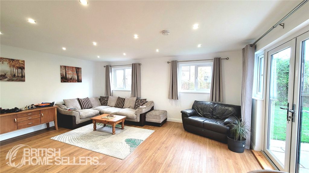 Property photo 3 of 16 3