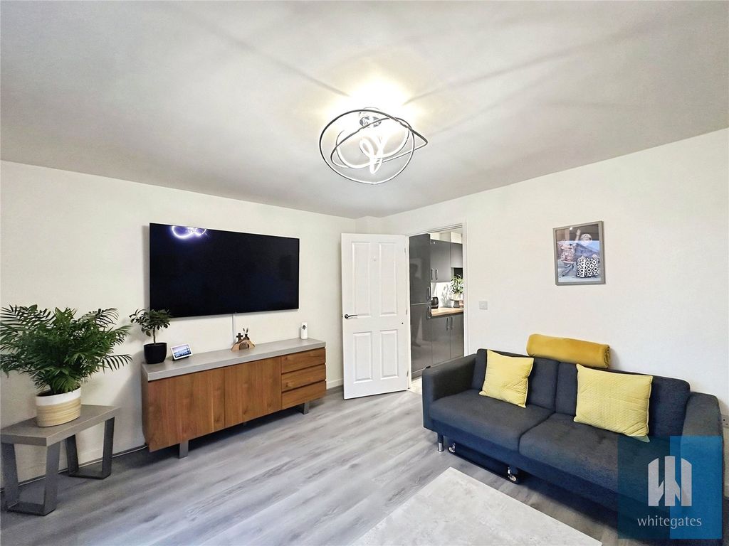 Property photo 2 of 18 Picture No. 26