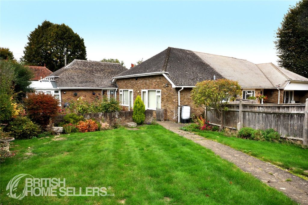 Property photo 2 of 19 Picture No. 10