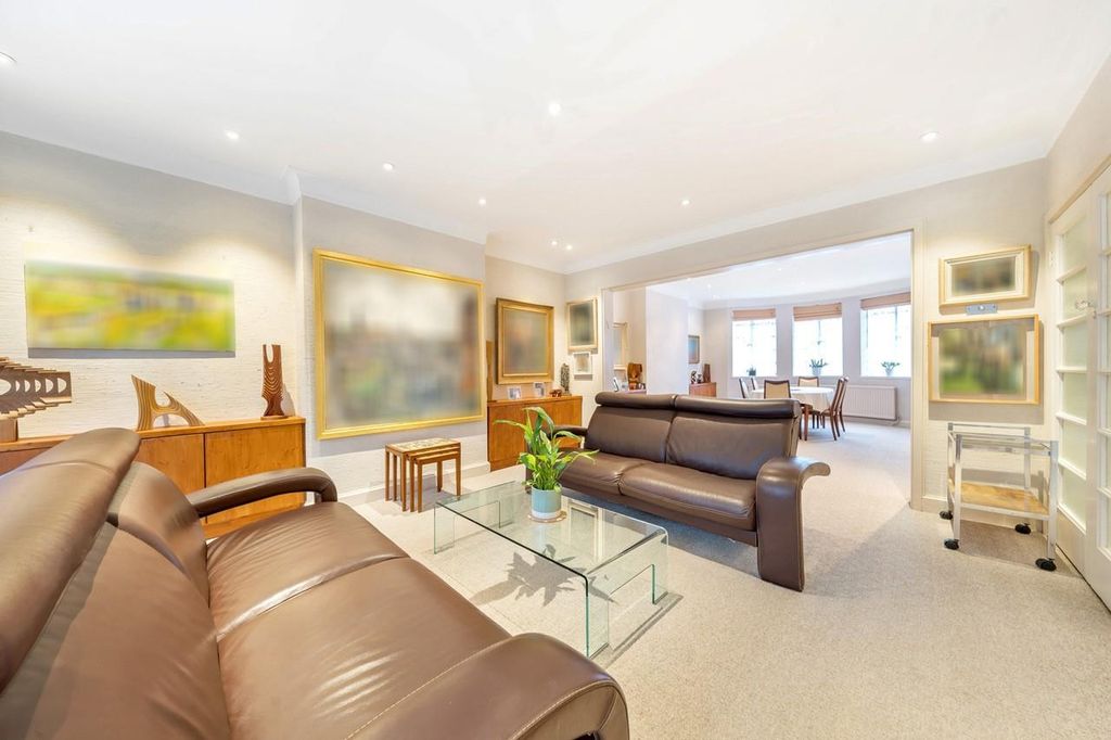Property photo 3 of 18 3.Jpg