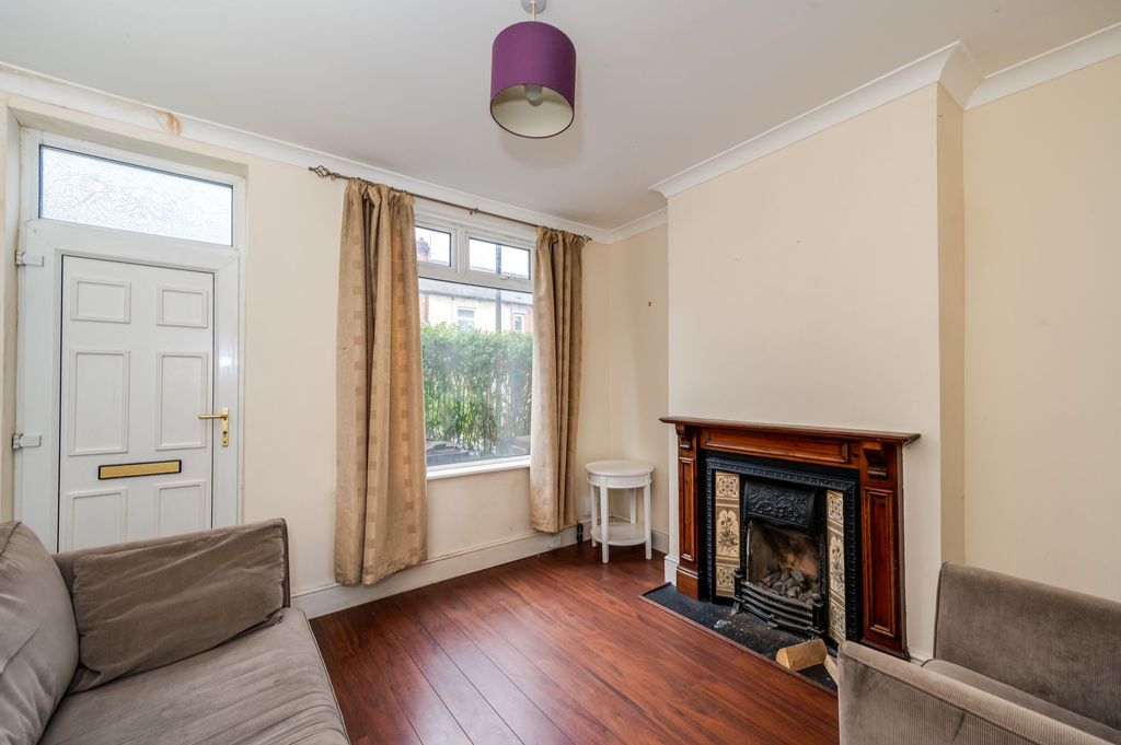 Property photo 2 of 15