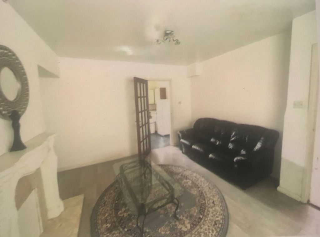 Property photo 2 of 9 Image