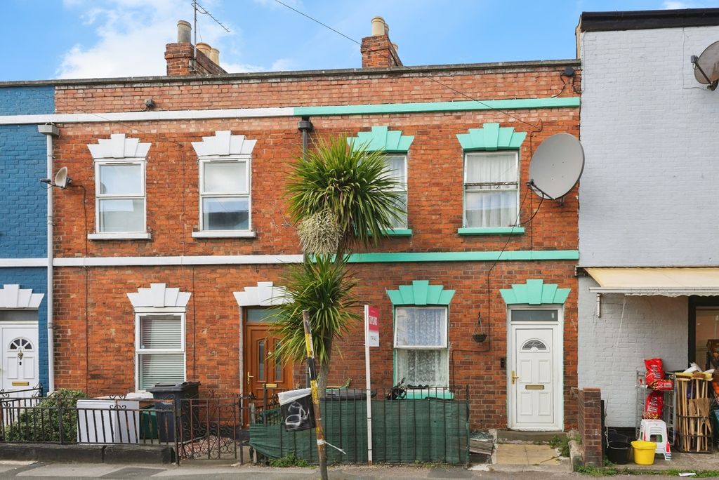 Property photo 1 of 17 Photo