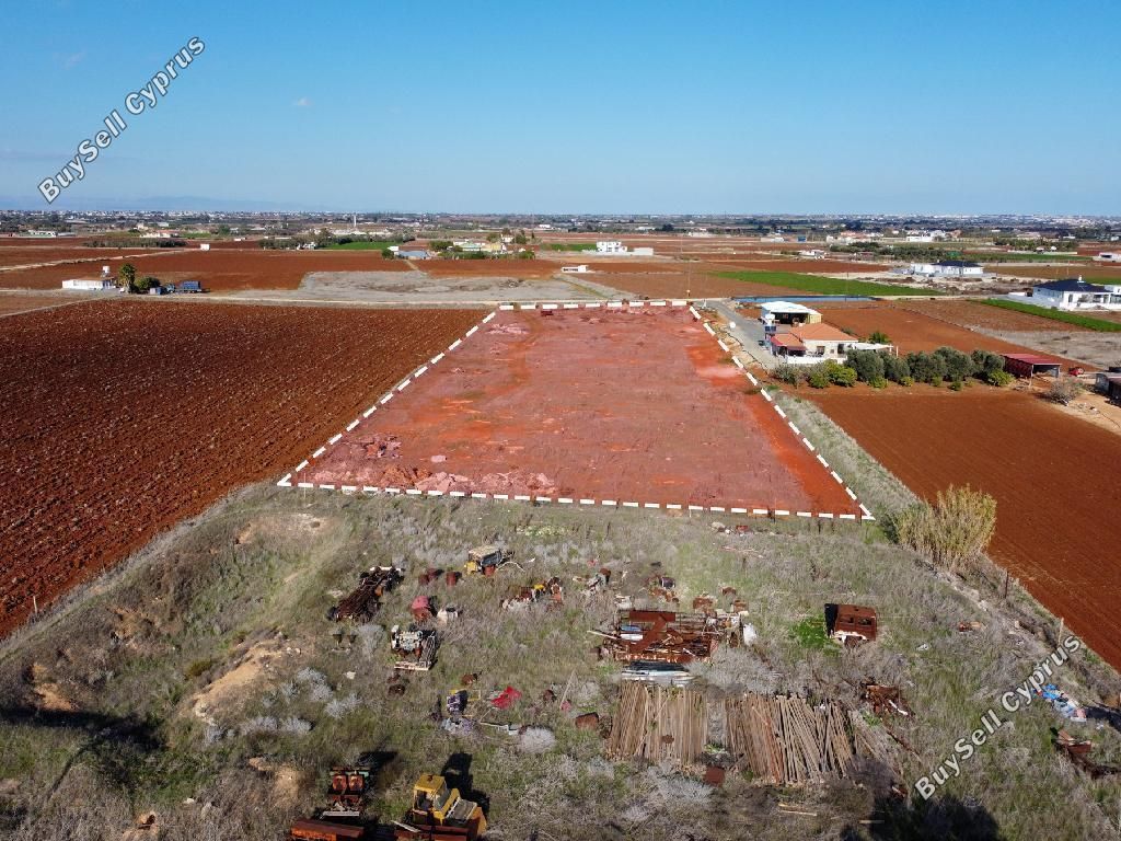 Property photo 2 of 9