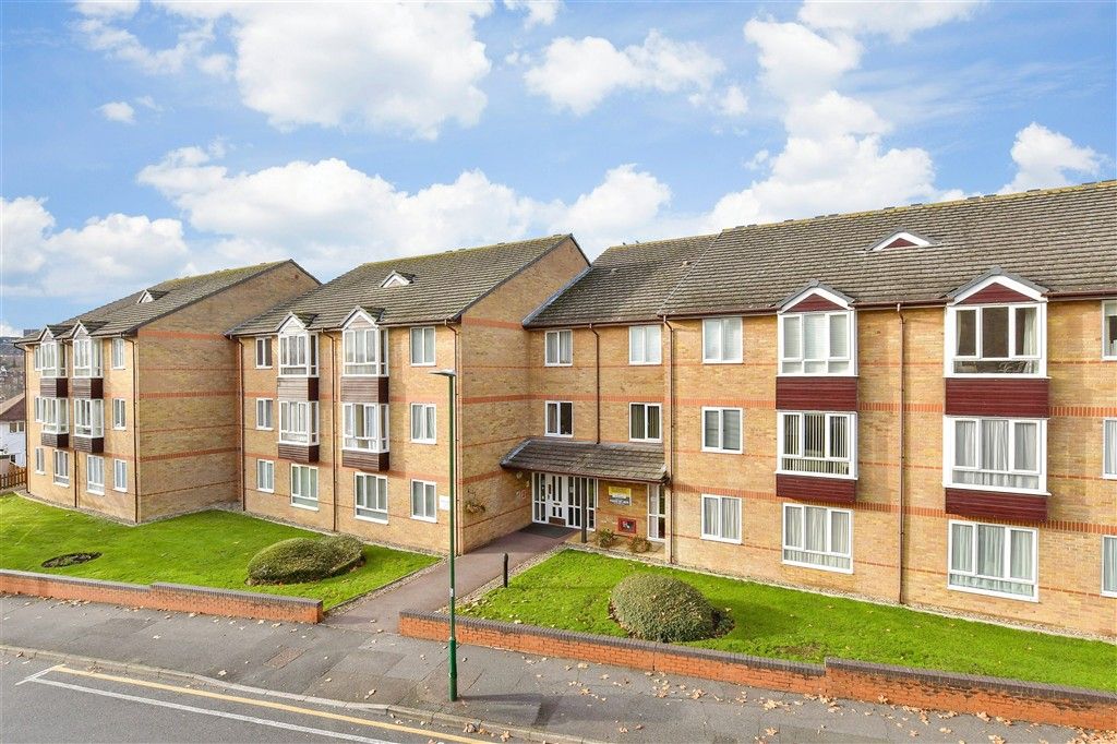 Property photo 3 of 16 External (Web)